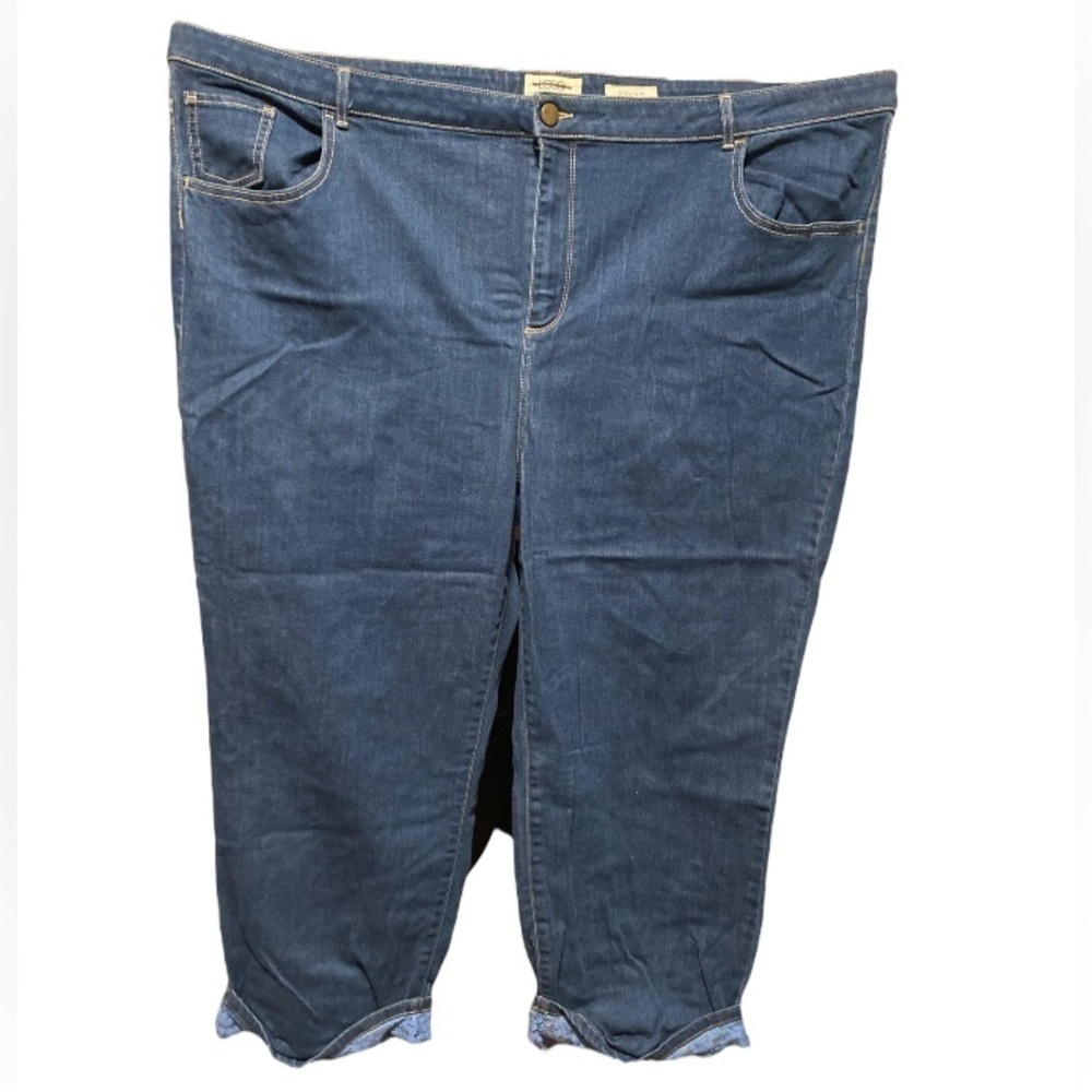 Logo by Lori Goldstein Jeans